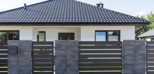 Is it necessary to have a design for the front fence?