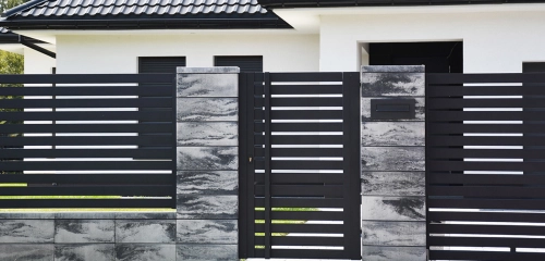 Always fashionable fences for homes - timeless designs, colours and systems, the most popular choice of JONIEC® brand customers