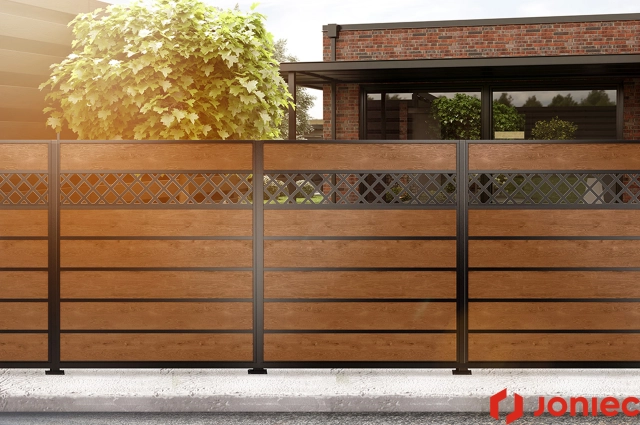 Panel aluminium fencing